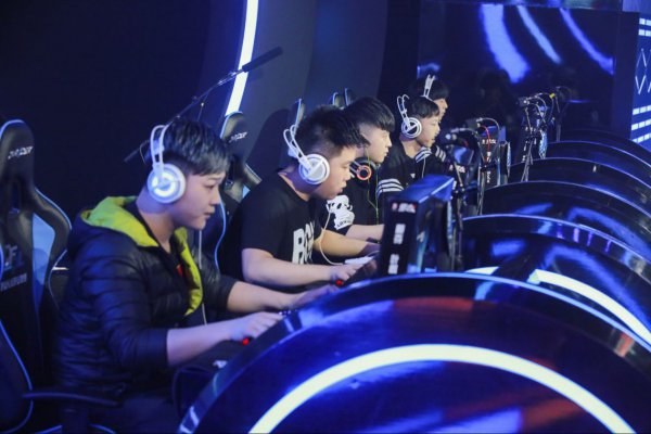 让全场观众 让全场观众