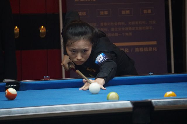 的严格审查 的严格审查