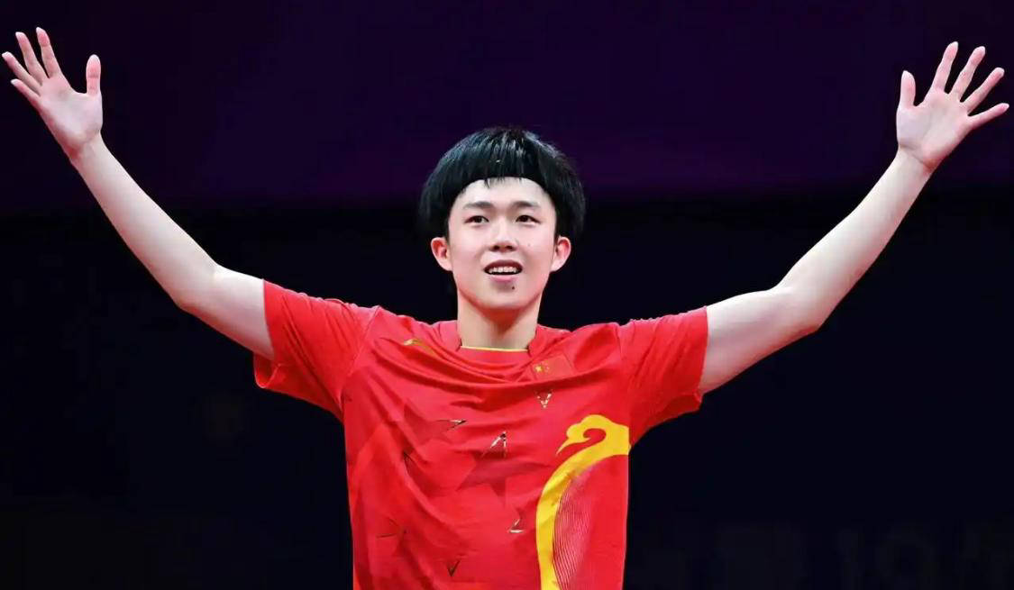 体育足协杯：重回省体 李霄鹏率武汉队轻松晋级十六强