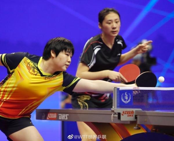 意大利女排3-0美国，晋级四强，队员疯狂庆祝，埃格努20分得分王