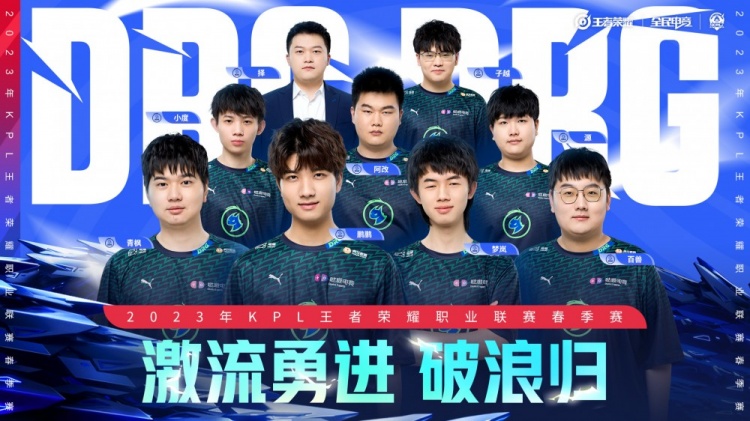 能够与齐达 能够与齐达