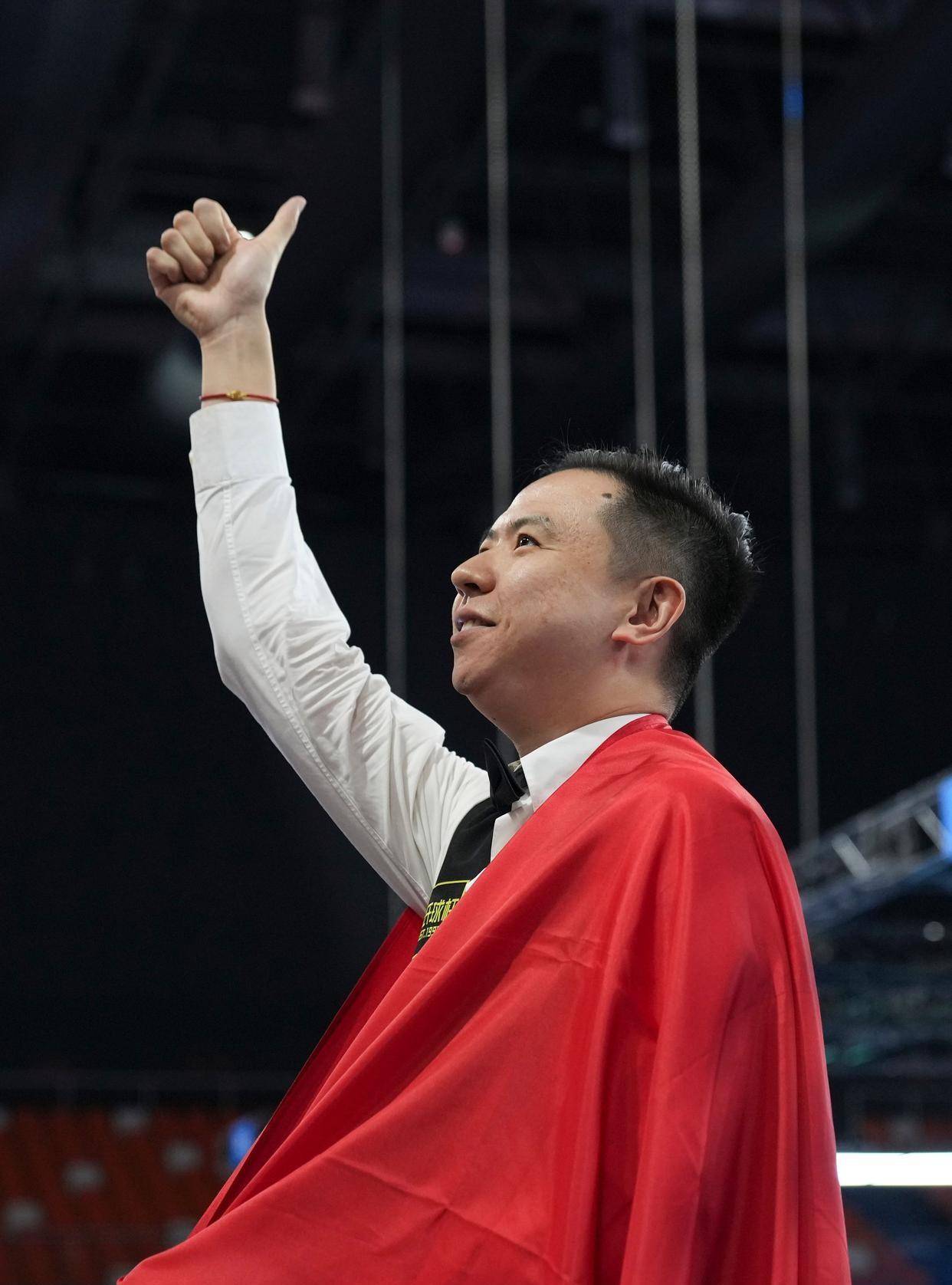 场上都证明 场上都证明