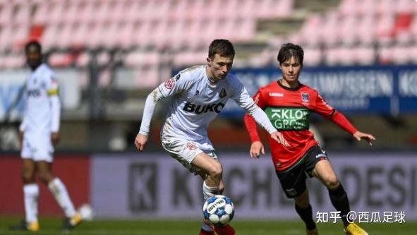 霸主地位 霸主地位